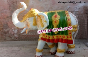 Estatua de elefante de fibra pequeña, estatua de elefante de fibra dorada para boda - Product Image 6