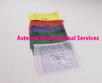 Drapeaux de prière tibétains en soie personnalisés avec poignée en corde - 5 couleurs - Mantra inscrit - Matras bouddhistes Lhunnga - Cadeau religieux de bonne volonté NP ODM