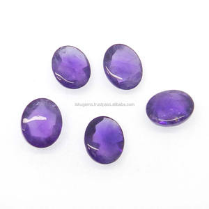 Piedra Preciosa de Amatista Natural, Corte Ovalado en Forma de Rosa, 8x10 mm, 4.5 Quilates, Modelo IG5495 de Ishu Gems - Product Image 2
