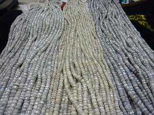 Silverite Faceted Rondelle Beads Strand Fabricado y suministrado Cristales al por mayor Piedras curativas - Product Image 3