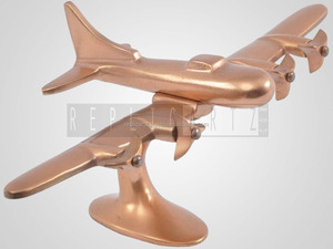 Aluminium Moulage au sable Modèle d'avion décoratif Décoration de bureau à domicile - Product Image 2