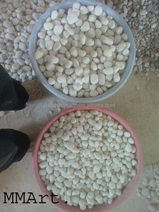 Galets de pierre naturelle de type pavé, finition blanc neige poli et brillant, pour la décoration intérieure, l'aménagement paysager de jardin et comme pièce maîtresse en pierre précieuse - Product Image 3