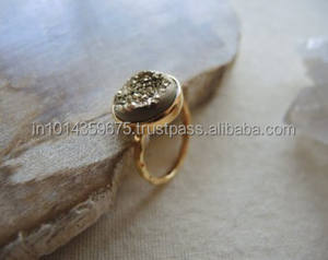 Exportadores directos al por mayor Anillos Druzy Joyería clásica recubierta chapada en oro en todos los tamaños y formas para compromiso y fiesta - Product Image 2