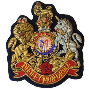 Épaulettes brodées à la main 38, noir - Product Image 1