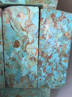 Vente en gros de pierres brutes de turquoise mystique perlée, pierres précieuses naturelles, directement des mines