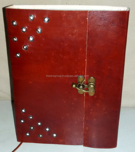 Cuaderno de cuero hecho a mano indio al por mayor con cerradura C Diario de cuero con cerradura de papel hecho a mano vintage - Product Image 5