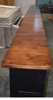 Bancale da Bar Extra Lungo in Stile Americano Industriale Antico con Rivetti in Metallo e Piano in Legno di Mango per Ristorante Casa Bar Caffè Club Pub
