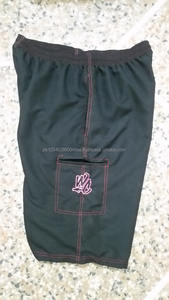 Shorts de softball personnalisés gris, rouge, noir - Product Image 6