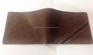 Venta caliente de alta calidad de moda varios estilos de cuero genuino hombres billetera a precio de fábrica al por mayor India - Product Image 4