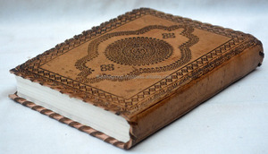 Diario de cuero en relieve Vintage hecho a mano, diseño de puntada lateral en color clásico, perfecto para regalos de oficina, viajes, uso promocional - Product Image 2