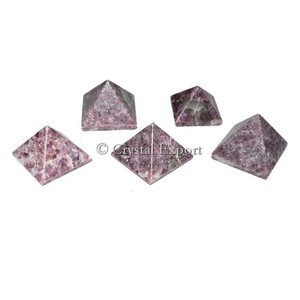 Pirámides de piedras preciosas de ágata pequeña de lepidolita Feng Shui y técnica de grabado tallado a mano estilo amor - Product Image 1