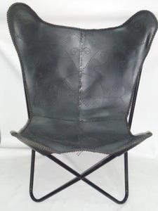 เก้าอี้ผีเสื้อที่สวยงามและสะดวกสบาย ทำจากเหล็กและหนังสำหรับพื้นที่นั่งเล่นของคุณ - Product Image 4