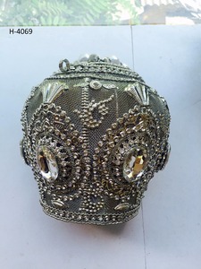 H4067 Vivid Ladies Classic Handmade Metal <b>Clutch</b> <b>Gold</b> Silver Evening Tote <b>Bags</b> Beaded Party Chain Strap Flap Closure India - Product Image 3