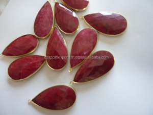 Pendentifs à breloque en pierre précieuse de rubis teints vintage pour les occasions de fête - Product Image 6