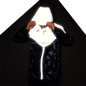 Chaqueta Bomber 3 en 1 de alta visibilidad con logotipo personalizado 300D, chaqueta de satén reflectante de seguridad para el trabajo en invierno, patrón de letras - Product Image 6