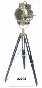 Lumières de recherche de sol antiques en laiton de classe supérieure - Product Image 2