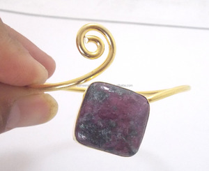 สร้อยข้อมือทำด้วยมือปรับได้กำไลข้อมือพลอยทับทิมย้อมสีด้วยการชุบทอง18K เครื่องประดับเงินที่ทันสมัยของขวัญในโอกาส - Product Image 5