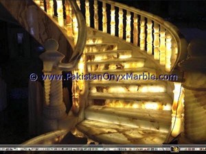 ที่สวยที่สุดและคุณภาพที่ดีที่สุดกลับ LIT ONYX บันไดขั้นตอนตื่นและลูกกรง - Product Image 6