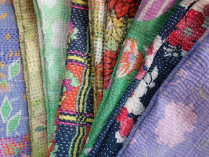 Wholesale <b>Gold</b> Supplier Vintage Cotton Sari Kantha Hand Tote <b>Bag</b> - Product Image 3