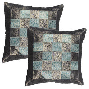 Cui — housse de coussin 105 soie, deux pièces - Product Image 1