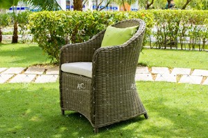 ชุดรับประทานอาหารทรงกลมหรูหราทันสมัยเบาะผ้าหวายทำจากโพลีเอทิลีนหวายหวายสำหรับสวนเฟอร์นิเจอร์กลางแจ้ง - Product Image 3