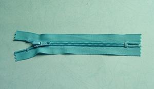 Vente en gros rouleau de fermeture à glissière longue en nylon PVC transparent fermeture à glissière ouverte à verrouillage automatique pour chaussures vêtements sacs textiles de maison oreillers - Product Image 2