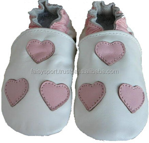 Chaussures en cuir à semelle souple pour bébé Chaussures de marche pour bébé Chaussures rampantes Prix bon marché d'usine - Product Image 3