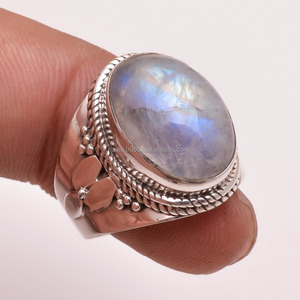 Pierre de lune arc-en-ciel naturelle en gros 925 bagues en argent sterling faites à la main bijoux fins pour anniversaire de fête de mariage-Style classique - Product Image 1