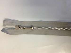 Botas de Moda para Mujer OZL de Fabricantes de Cremalleras con # 3 Cierres Metálicos Plateados de Apertura Libre con Bloqueo Automático (Modelo GMA) - Product Image 2