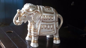 Estatua de Ganesha de estilo moderno, Material de fibra duradero para decoraciones de boda - Product Image 5