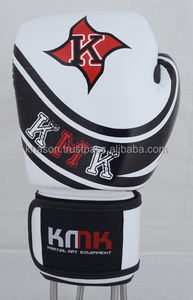 GANTS DE BOXE EN CUIR VÉRITABLE DE QUALITÉ SUPÉRIEURE LOGO PROFESSIONNEL PERSONNALISÉ VENTE EN GROS NOIR PERSONNALISEZ VOTRE PROPRE FORMATION LOGO - Product Image 3