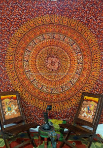 พรมแขวนผนังรูปช้างอูฐสีส้ม - Product Image 2