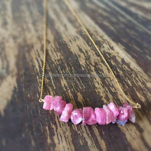 Collier pendentif en argent sterling 925 avec rubis et chaîne plaquée or vintage pour cadeaux de mariage, anniversaire ou fête - Product Image 4