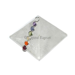 Pyramides en quartz cristal avec cabines chakra pyramides en pierre de guérison en gros - Product Image 1