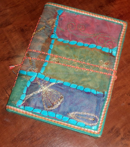 Cubierta de diario ecológica hecha a mano de La India Papel bordado elegante y elegante Decoración del hogar al por mayor - Product Image 1