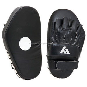 Almohadillas de enfoque con logotipo personalizado de alta calidad Material de PVC de espuma EVA de cuero real para entrenamiento deportivo disponible en bolsa empaquetada en todos los colores - Product Image 1