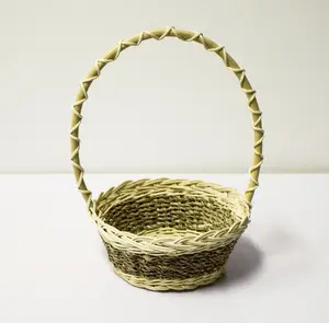 Vietnam supplier handmade bamboo rattan gift basket