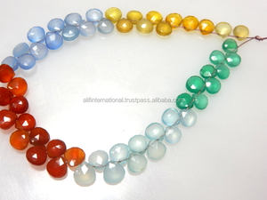 Vente en gros de perles de pierre calcédoine briolette en forme de cœur bleu pour la fabrication de bijoux et de bracelets - Product Image 4