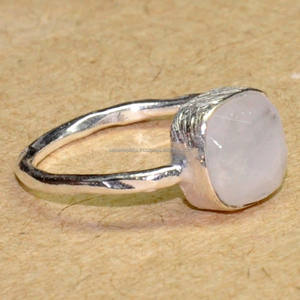 Meilleure qualité 925 argent Sterling coupe ovale arc-en-ciel pierre de lune à la main concepteur lunette réglage anneau bijoux fins - Product Image 1