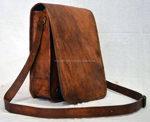 Sac messager unisexe en cuir véritable Annu Exports 9x11x3 pouces - Product Image 4