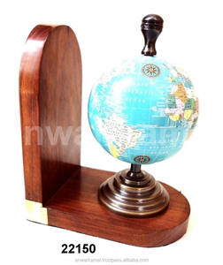 Serre-livres Globe décoratifs de haute qualité, de luxe et de design moderne - Product Image 1
