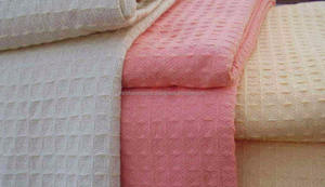 Premium Quality Customised 100 % Cotton <b>Waffle</b> Weave Hospital <b>Blankets</b> Cotton Thermal <b>Blankets</b> Cotton Yoga Bath <b>Blanket</b> - Product Image 5