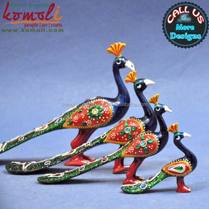 Artesanía India Hecha a Mano, Estatua de Pavo Real con Esmalte, Venta al por Mayor, India - Product Image 5