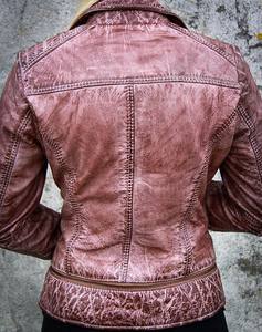 Veste en cuir de style vintage pour femmes avec aspect désert et finition délavée Look du désert et finition délavée pour des vêtements décontractés et à la mode - Product Image 3