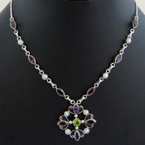 Joyería Natural Shri Ashapura, Collar con Colgante de Plata de Ley 925 con Múltiples Piedras, Joyería Moderna para Compromiso y Boda - Product Image 2