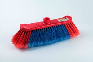 Balai à Plancher en Plastique Moderne Écologique Durable, Angulaire avec Long Manche pour un Balayage Facile du Sol - Product Image 2