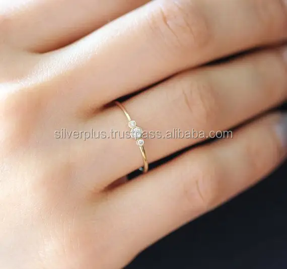 Solid 18kt Gold Natural Diamond Three Stone Ring Wholesale Jewelry Handmade