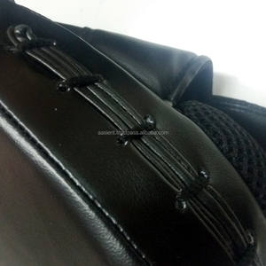 แผ่นรองฝึกซ้อมมวยไทย MMA หนังวัวแท้ พร้อมแผ่นรอง EVA ป้องกันแขนโค้งงอ สำหรับฝึกซ้อม - Product Image 5