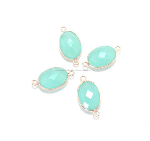 Connecteur à double anse facetté en calcédoine du Pérou ovale 10x14mm plaqué or rose, fait main pour la fabrication de bijoux - Product Image 1