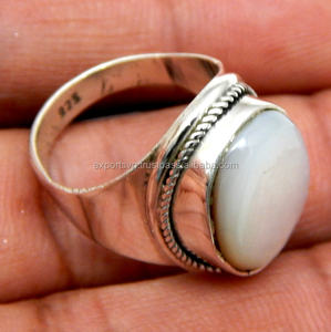 แหวนแต่งงานเงินแท้ 925 สำหรับผู้หญิง แหวนคลาสสิกประดับพลอยแคลเซโดนี สำหรับงานหมั้น งานฉลองครบรอบ น้ำหนัก 7 กรัม คุณภาพสูง - Product Image 2